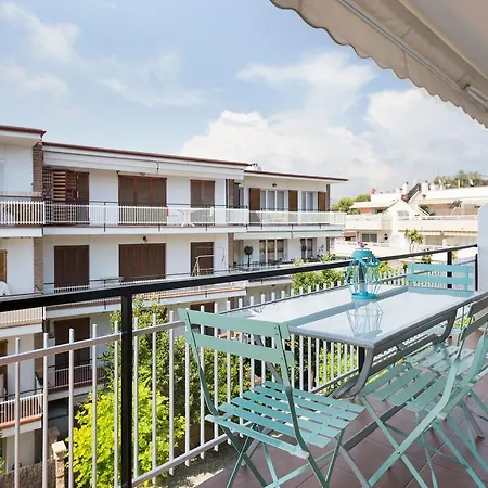 U-nique Apartment *